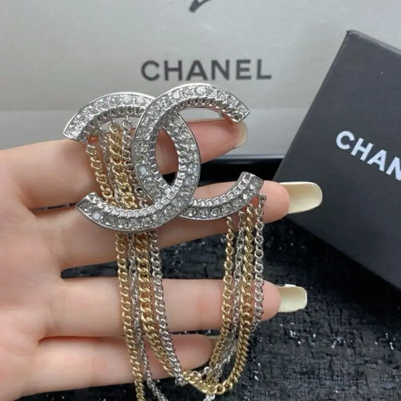 chanel brooches pour femme s_1253b773